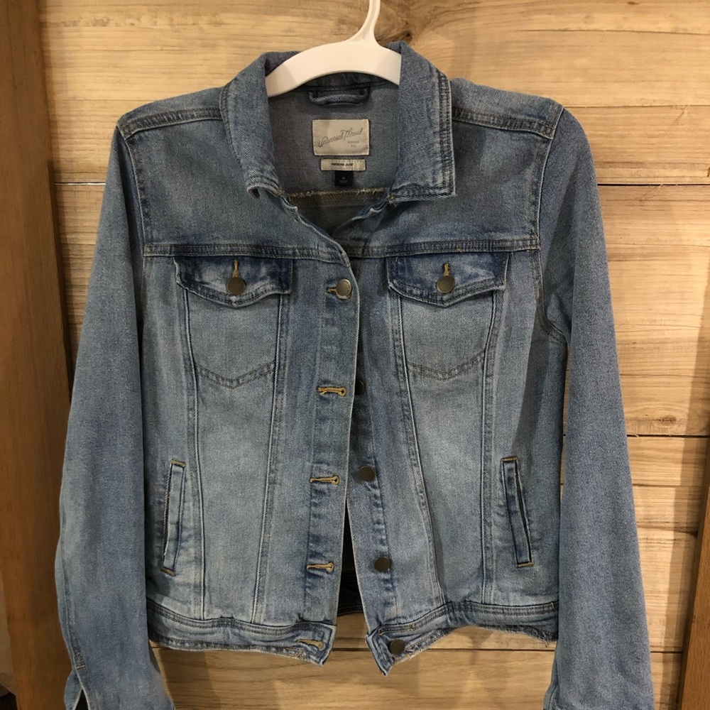 Universal threads jean jacket
